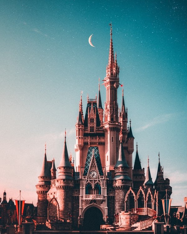 Una pintura de diamantes llamado 'Castillo de Disney' - Meencantalapinturadediamantes